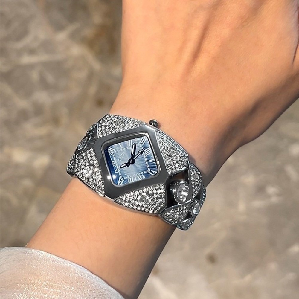 Yeni Elmas İşlemeli Bilezik Sa - Jewelry And Watches Luxury Brand incelemesi ve fiyatı