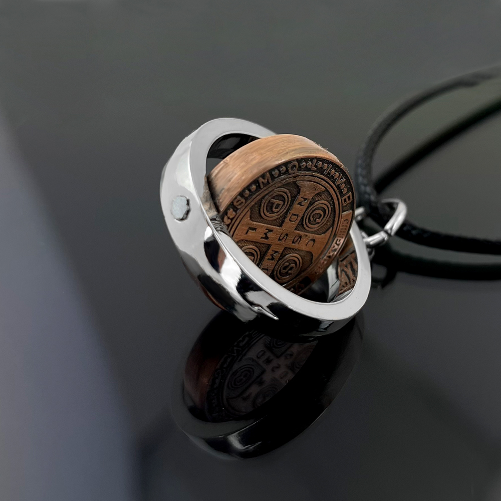 Yeni Aziz Benedict Madalyon Ko - Jewelry & Watches Spółka Z Ograniczoną Odpowiedzialnością incelemesi ve fiyatı