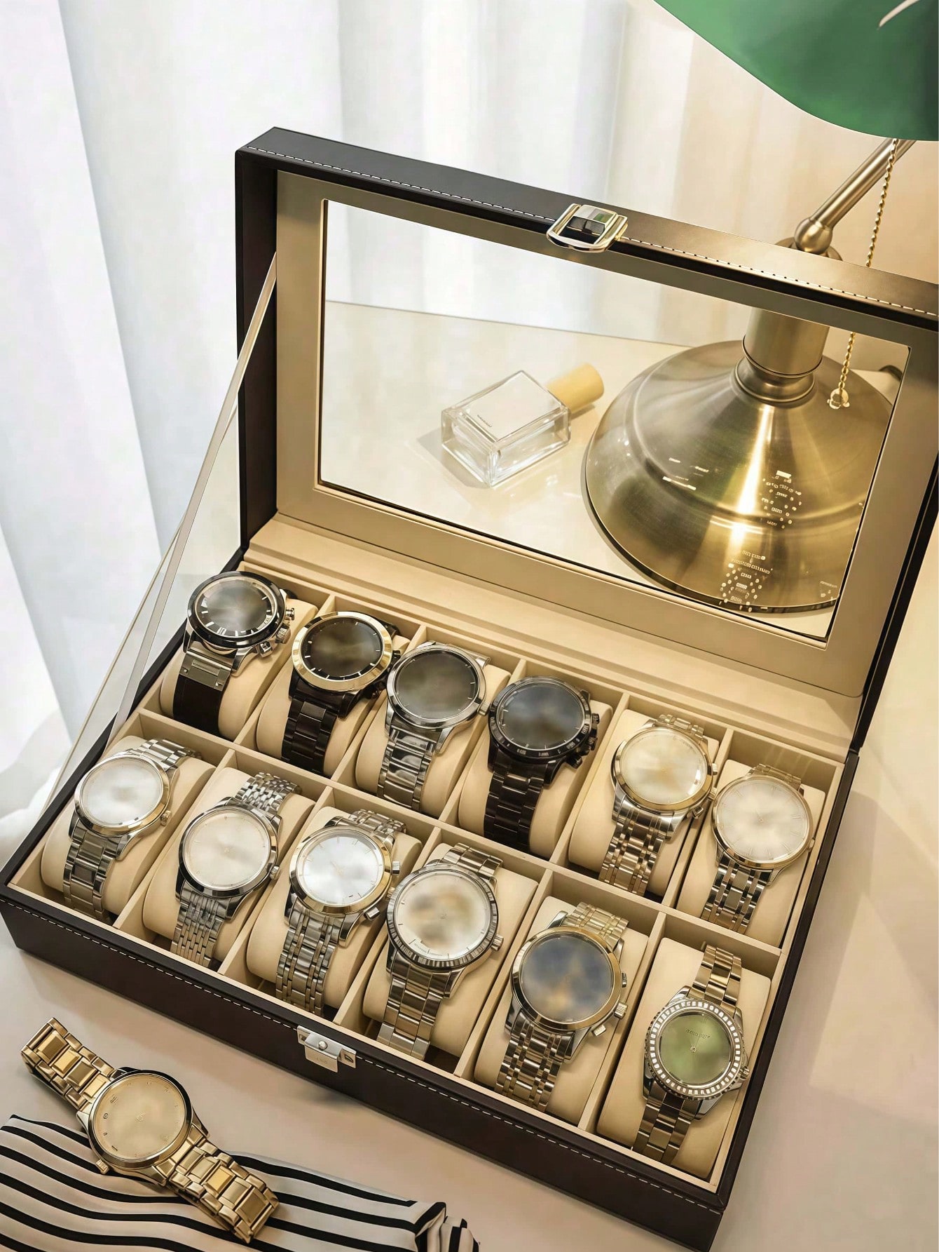 Kilitli Deri Saat Kutusu, Büyü - Jewelry And Watches Box incelemesi ve fiyatı